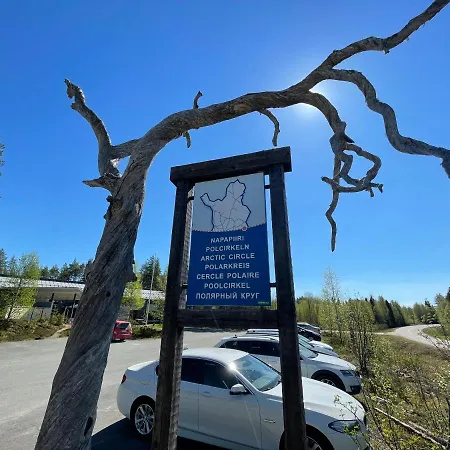 אכסניה Arctic Circle And