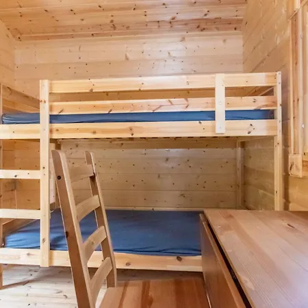 Arctic Circle And אכסניה *