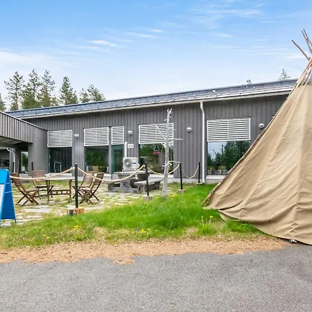 אכסניה Arctic Circle And *